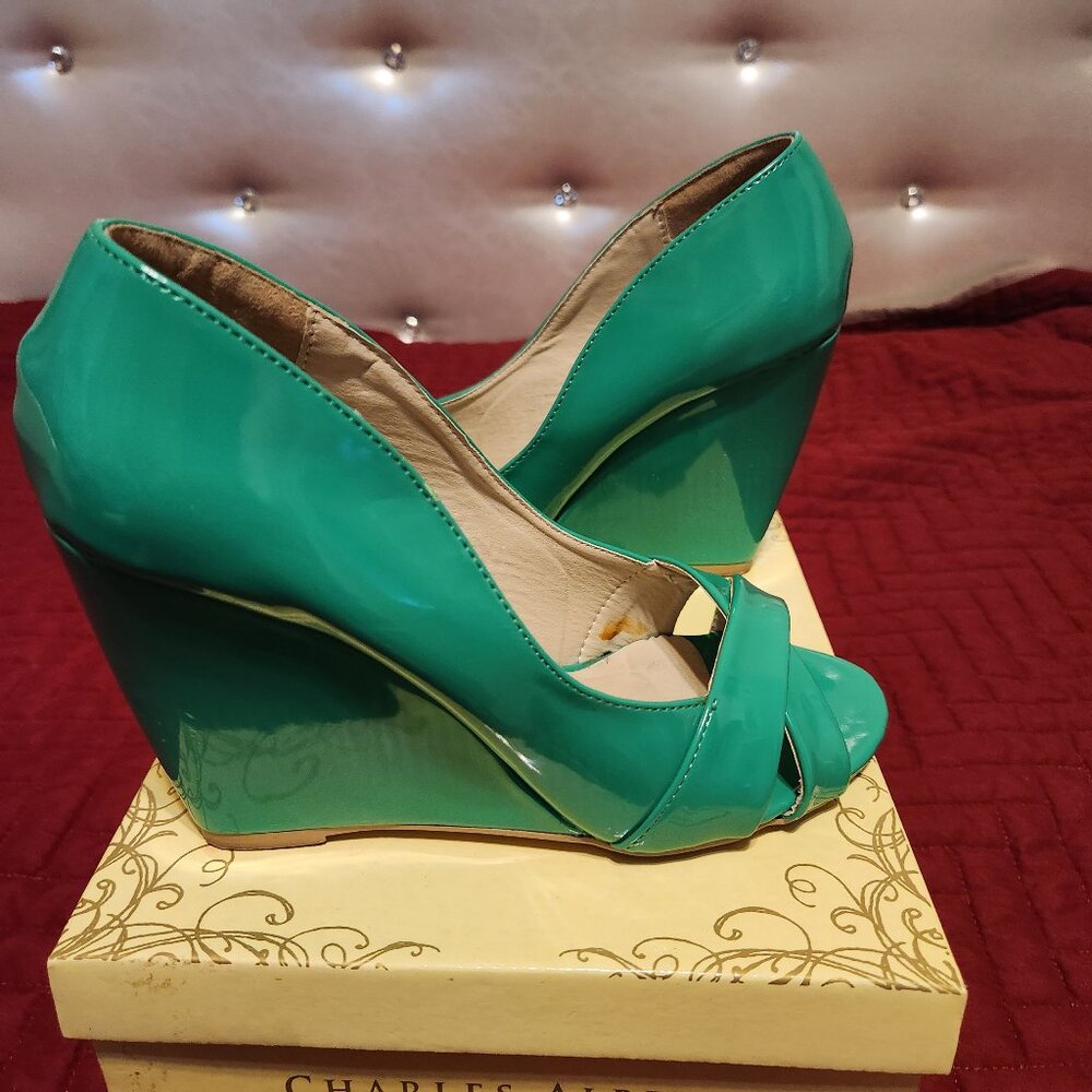 Women's size 7 Green Patent Wedges